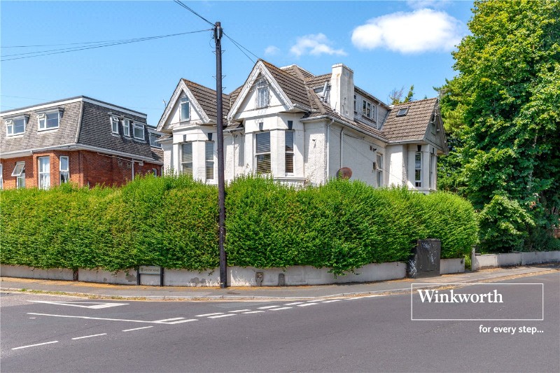 Crabton Close Road, Bournemouth, Dorset, BH5