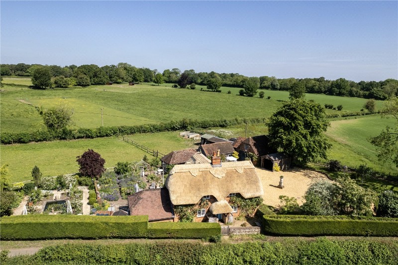 Tunworth, Hampshire, RG25
