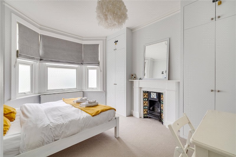 Crabtree Lane, London, SW6