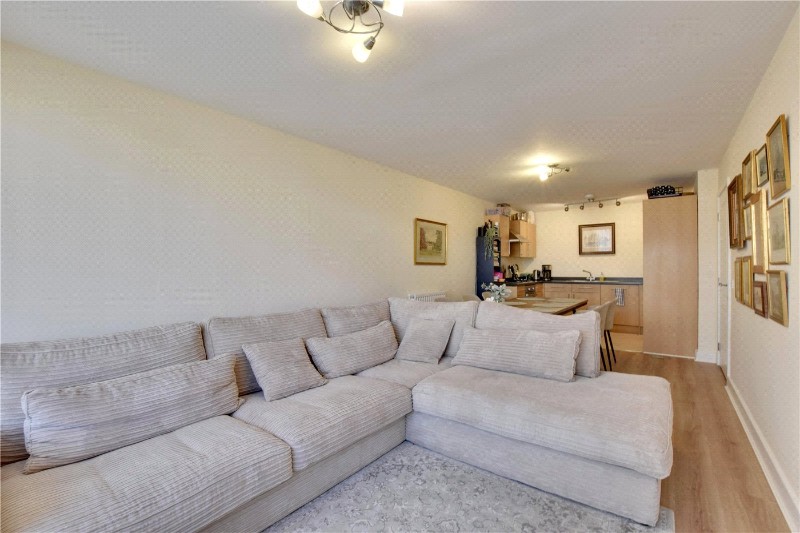 Tarves Way, London, SE10