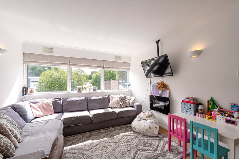 High Point, Weybridge, Surrey, KT13