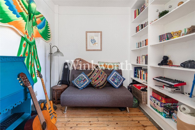 Grand Parade, Green Lanes, London, N4