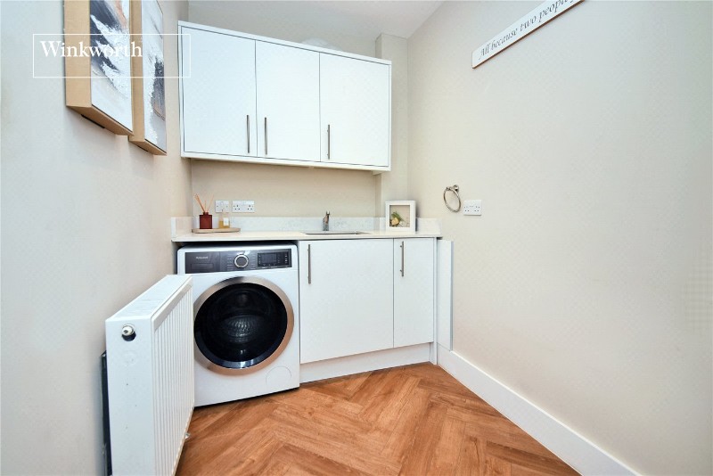 Browning Avenue, Worcester Park, KT4