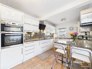 Baker Street, Reading, Berkshire, RG1