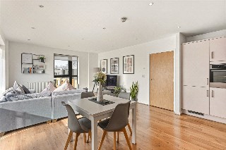 Boundaries Road, London, SW12