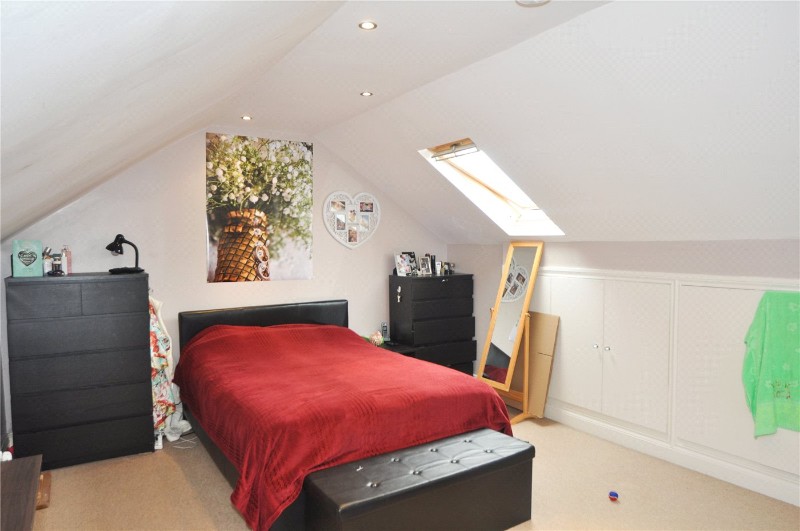 Hamilton Crescent, London, N13