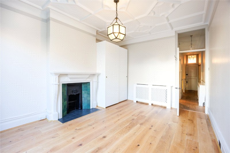 Rusthall Avenue, London, W4