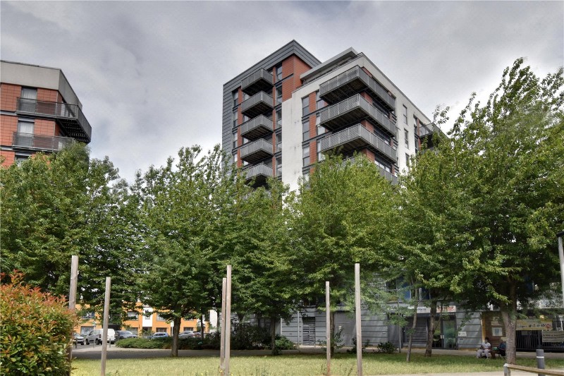 Tarves Way, Greenwich, London, SE10