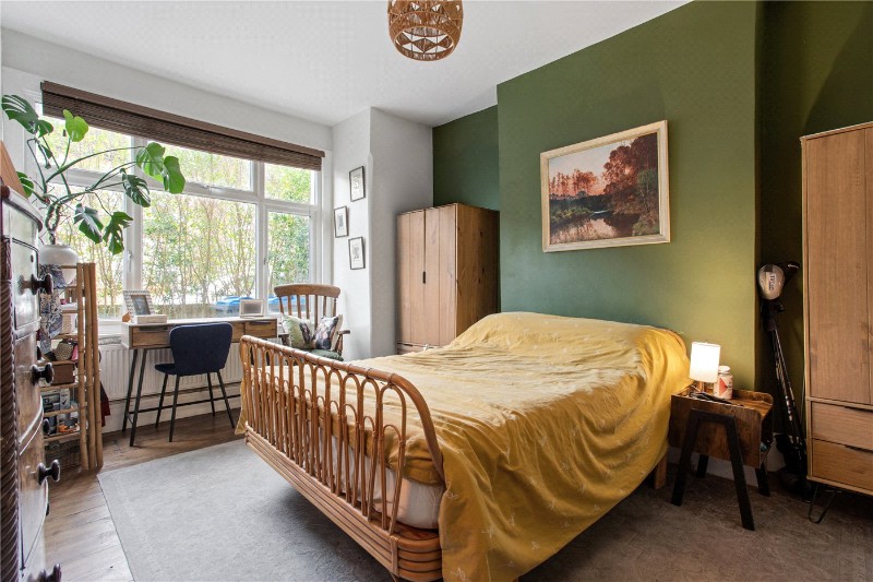 Lyveden Road, London, SW17