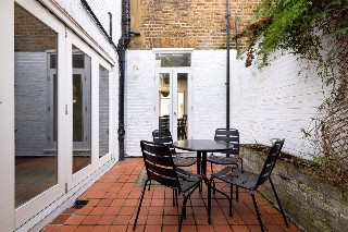 Tunis Road, London, W12