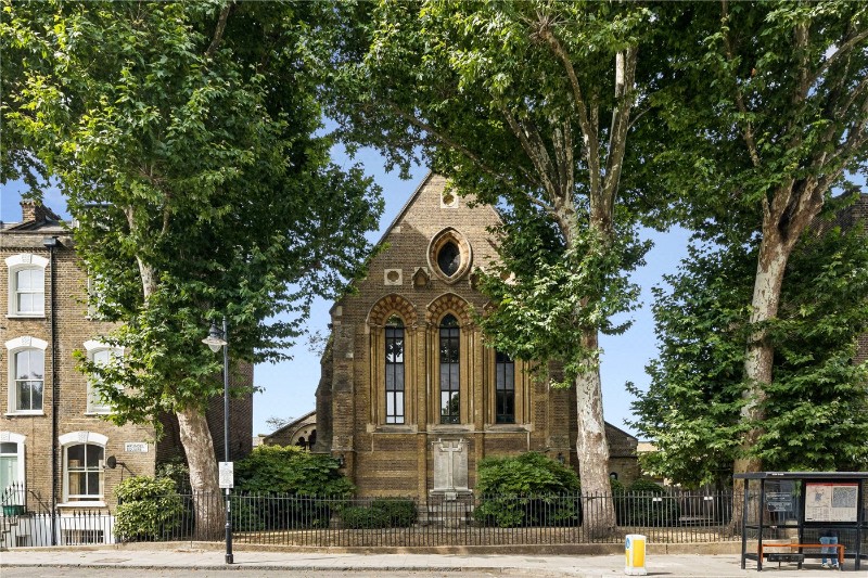 Arundel Square, London, N7