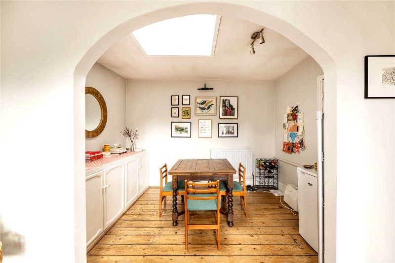 Elgin Crescent, London, W11