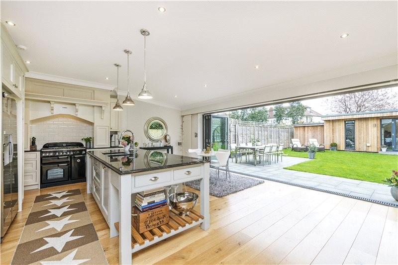 Lonsdale Road, Barnes, London, SW13