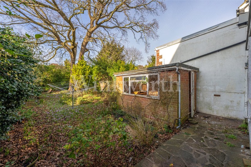 Basing Hill, London, NW11