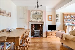 Hamlash Lane, Frensham, Farnham, Surrey, GU10