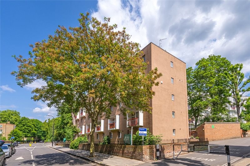 Kilburn Gate, Kilburn Priory, London, NW6