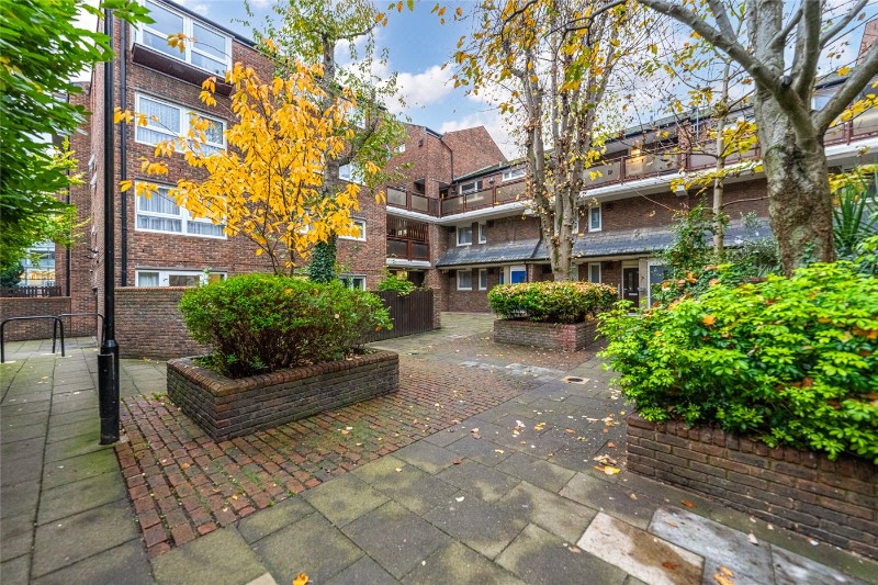Cheadle Court, Henderson Drive, St John&#39;s Wood, London, NW8