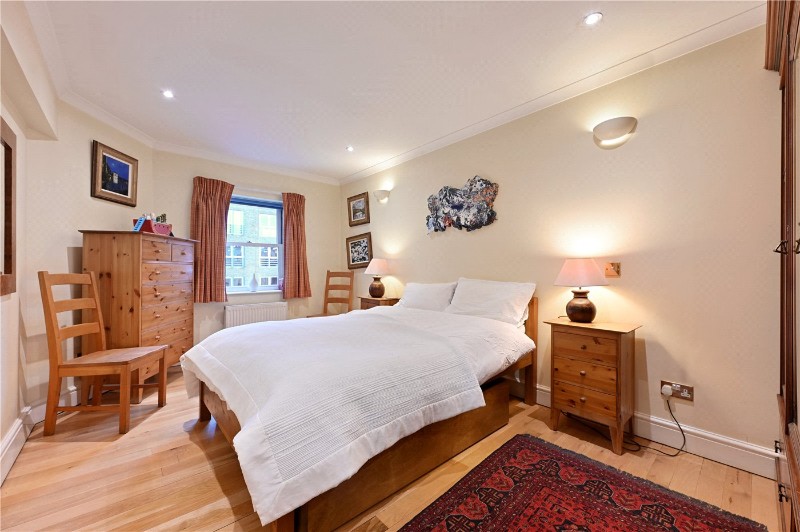 Henrietta Street, Covent Garden, London, WC2E