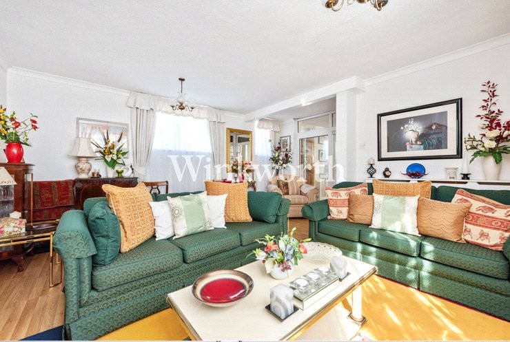 Vale Road, London, N4