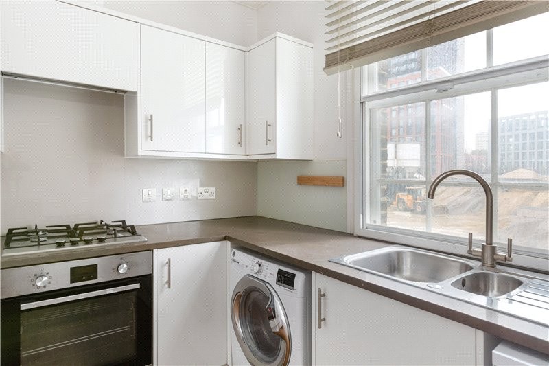 Wandsworth Road, London, SW8