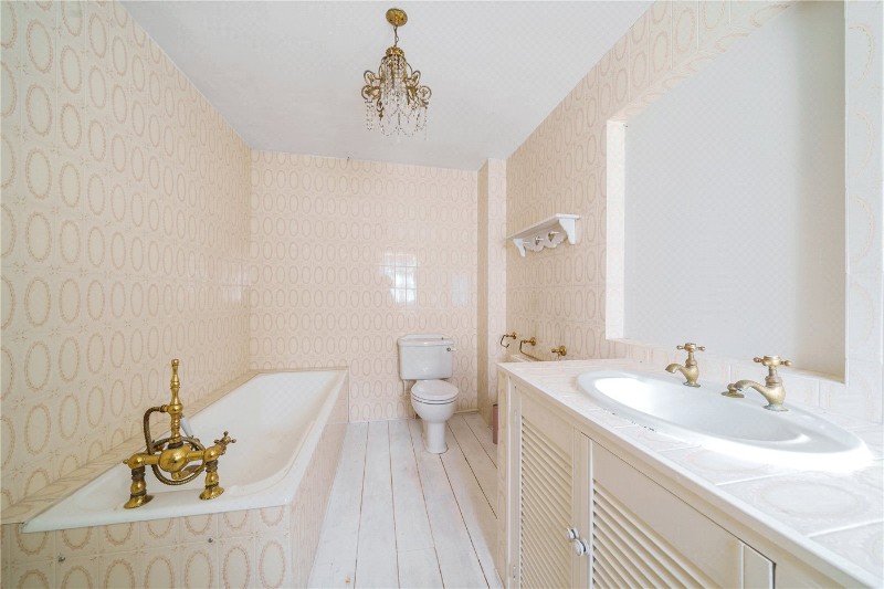Burnt Pollard Lane, Lightwater, Surrey, GU18