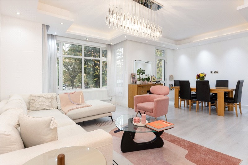 Southfield Road, London, W4