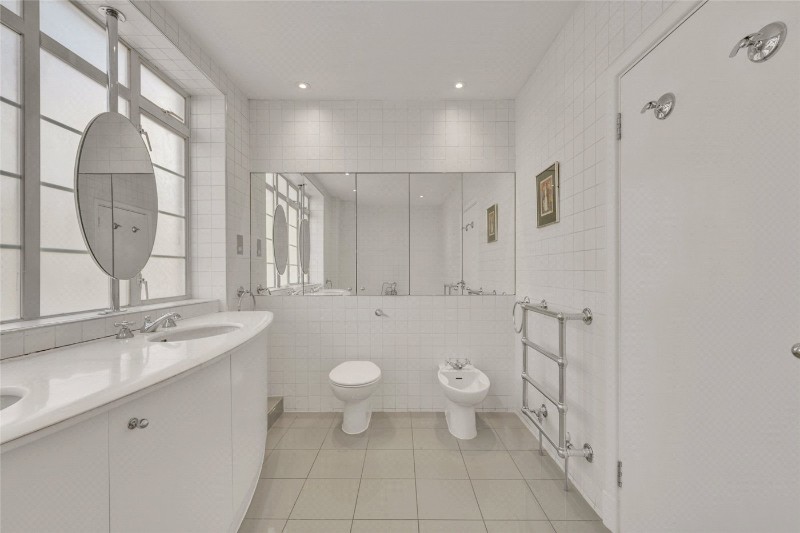 St James Close, St John&#39;s Wood, London, NW8