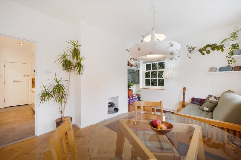 Hillcrest, London, N6