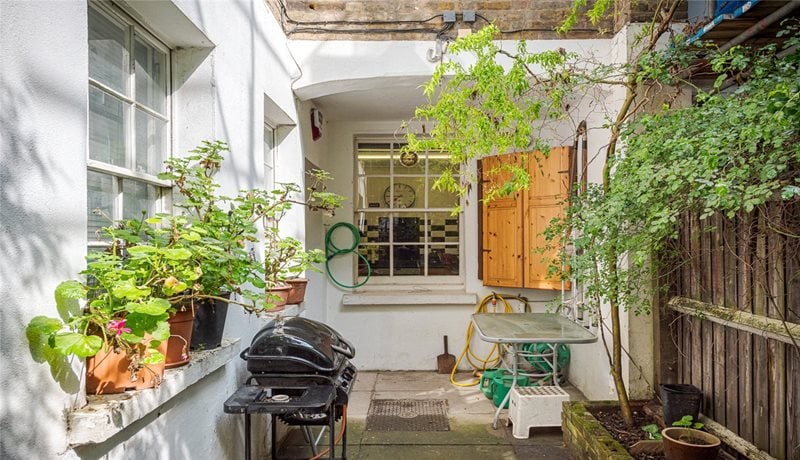 Claverton Street, London, SW1V