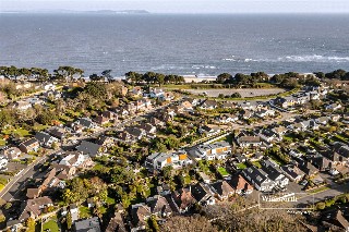 Avon Run Close, Friars Cliff, Christchurch, Dorset, BH23