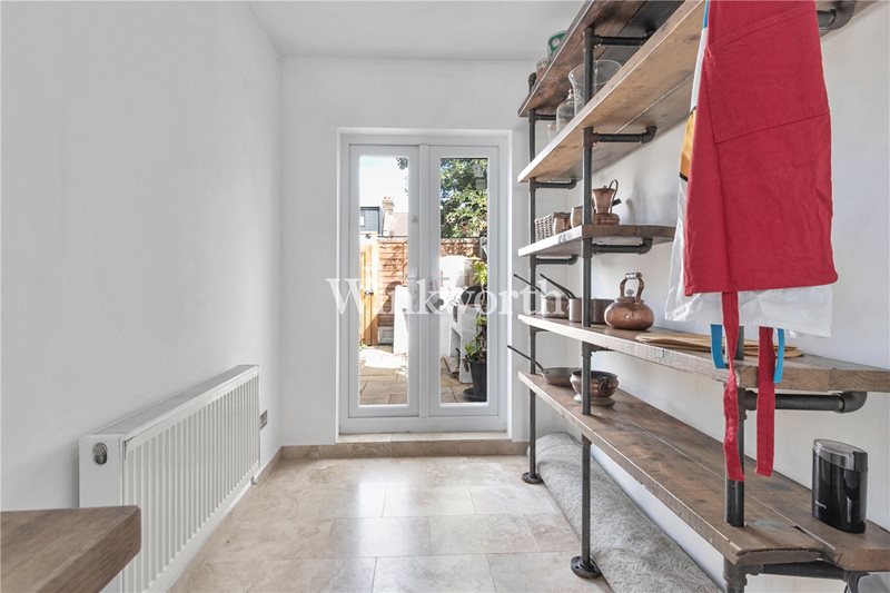 Rosebery Avenue, London, N17