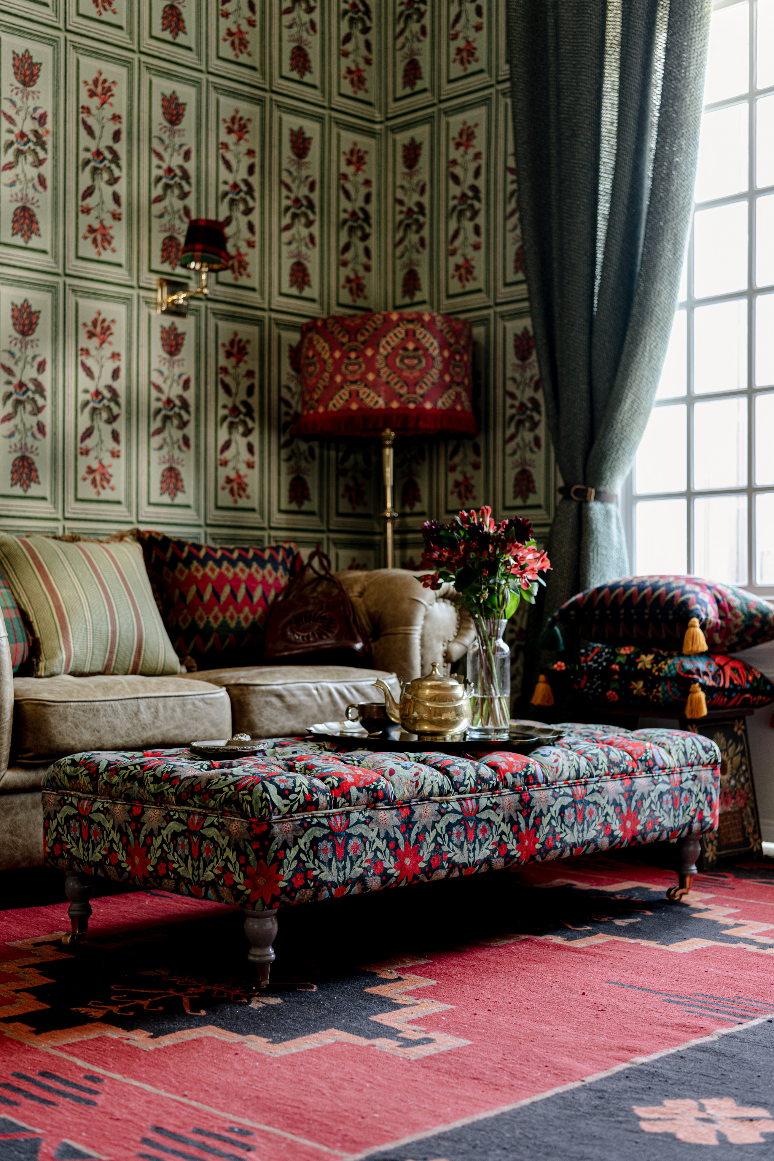 Mindthegap,-Mindthegap-Furniture-Tyrol-AprsSki-SARAY-OTTOMAN-DER-KNIG-Black-Velvet-Angle-View,-£1300,-7660178