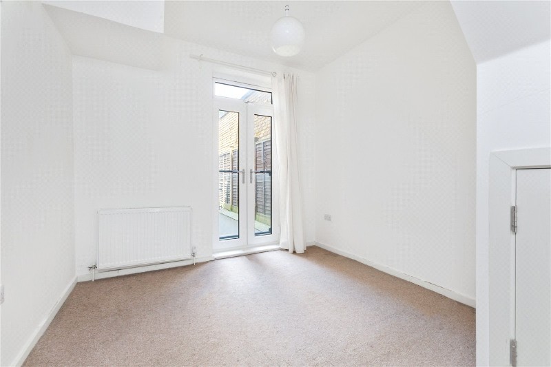 Dunlace Road, London, E5