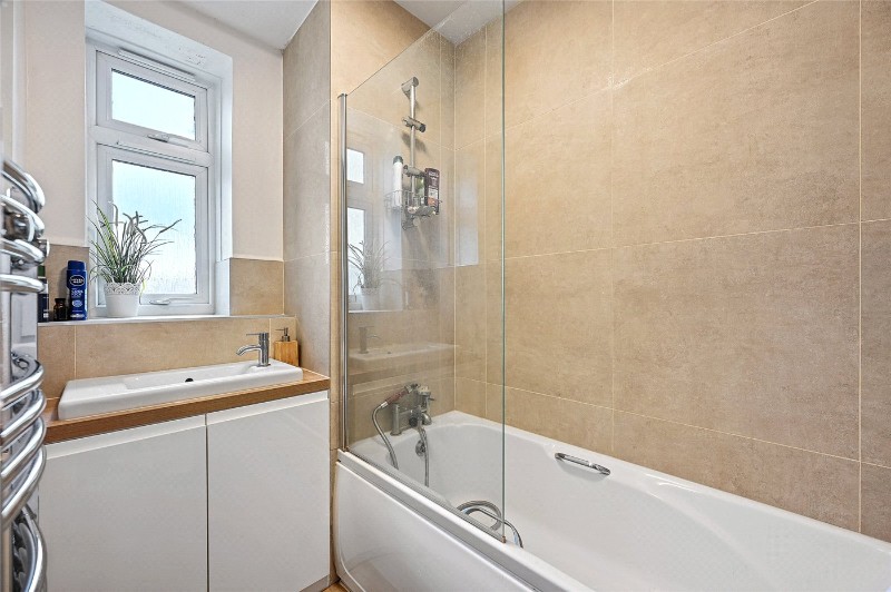 Tunis Road, London, W12