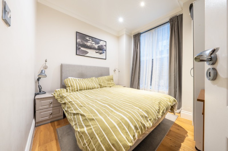 Russell Road, Hendon, London, NW9