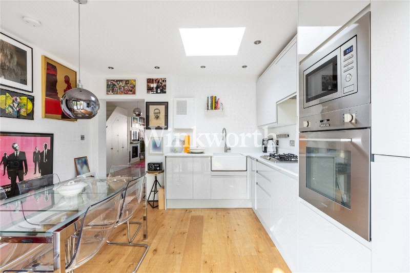 Barrowell Green, London, N21