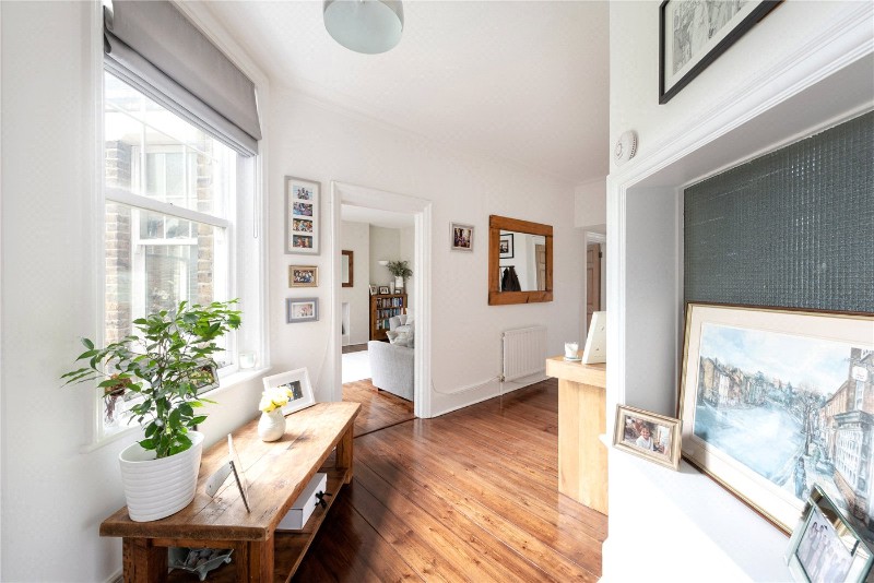 Trinity Road, London, SW17
