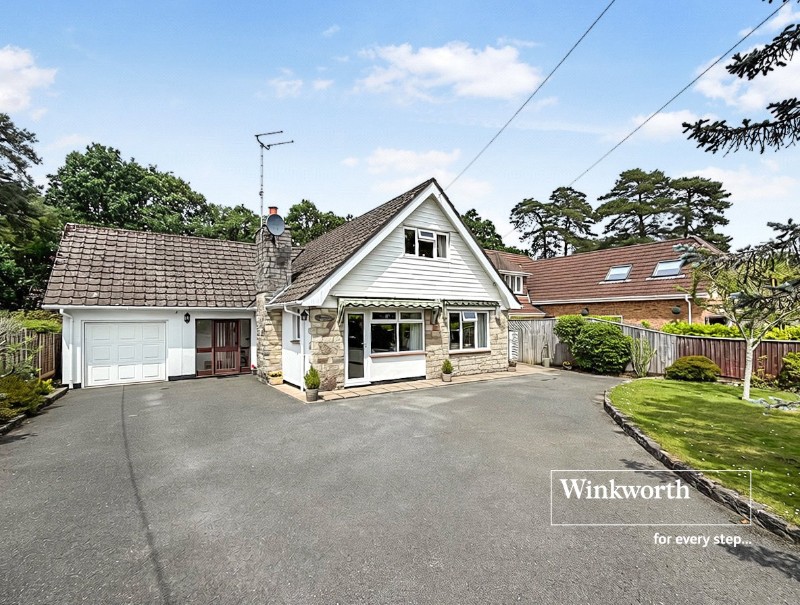 Lions Lane, Ashley Heath, Ringwood, Dorset, BH24