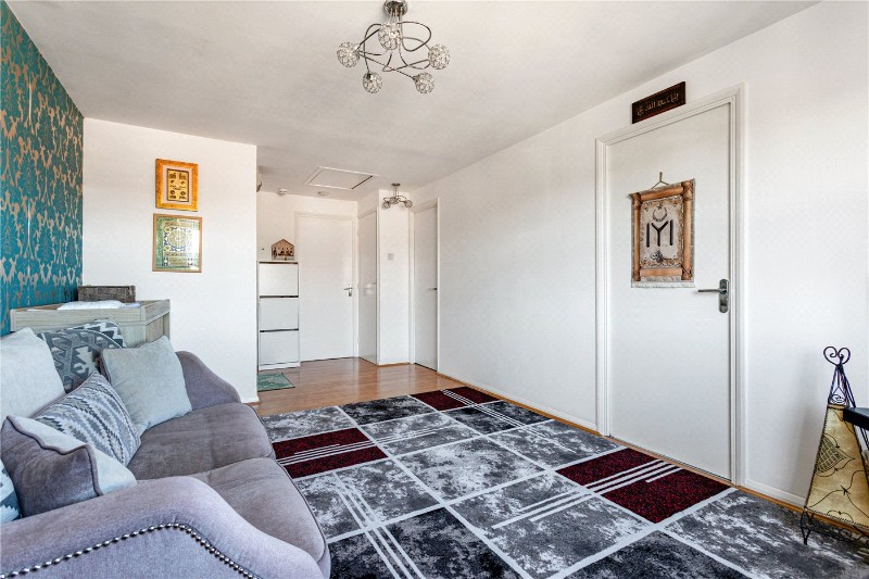Henry Doulton Drive, London, SW17