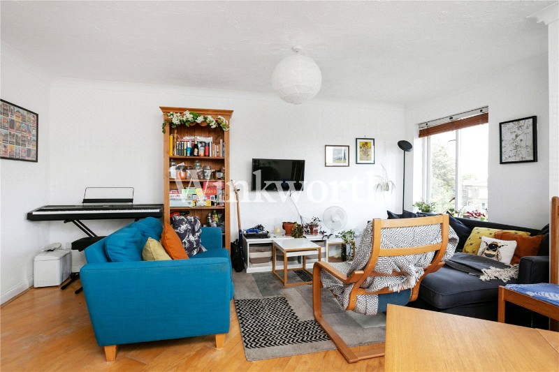 Myddleton Avenue, London, N4