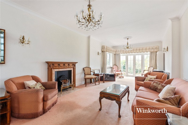 Hendon Lane, Finchley, London, N3