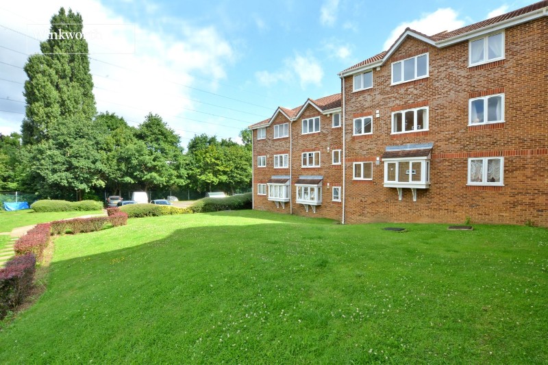 Percy Gardens, Worcester Park, KT4