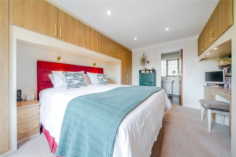 The Ridge, Cold Ash, Thatcham, Berkshire, RG18
