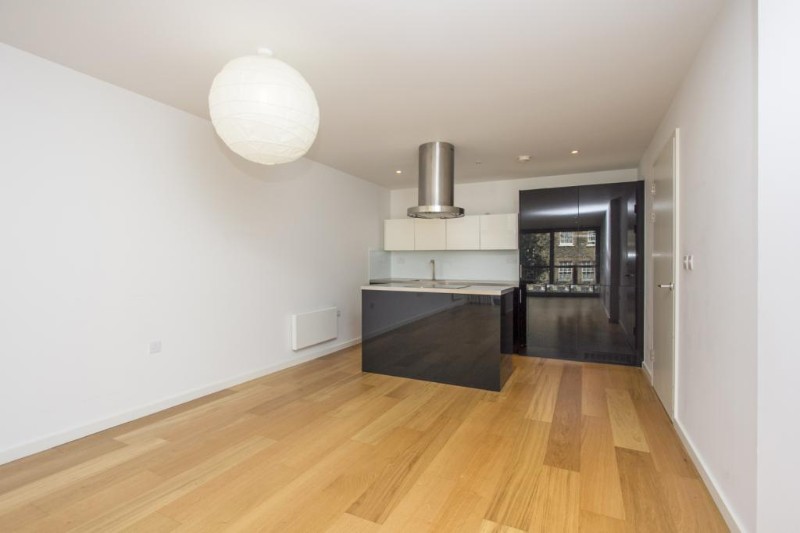 L&#39;Ecole Building, 30-36 Hornsey Road, London, N7