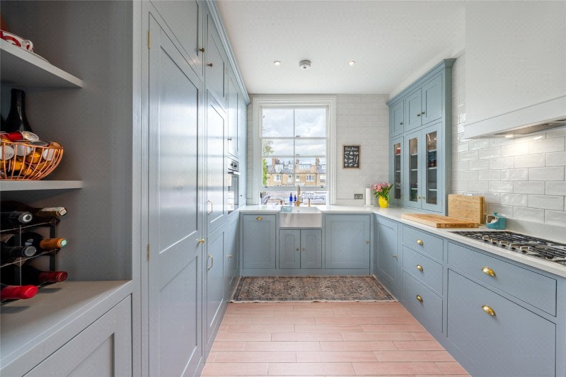 Warwick Avenue, London, W9