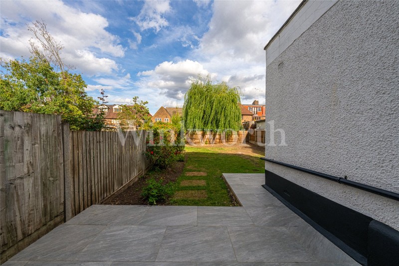 Templars Avenue, London, NW11