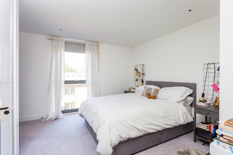 Canalside Square, London, N1