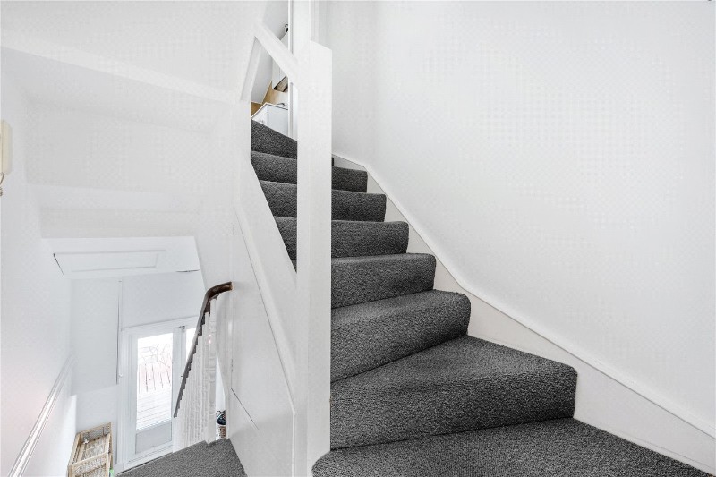 Highbury Hill, London, N5