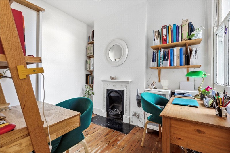 Gilbey Road, London, SW17