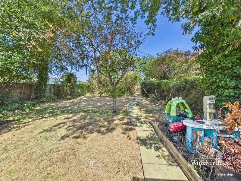 Hawthorn Cottages, Pump Lane, Grazeley, Reading, RG7